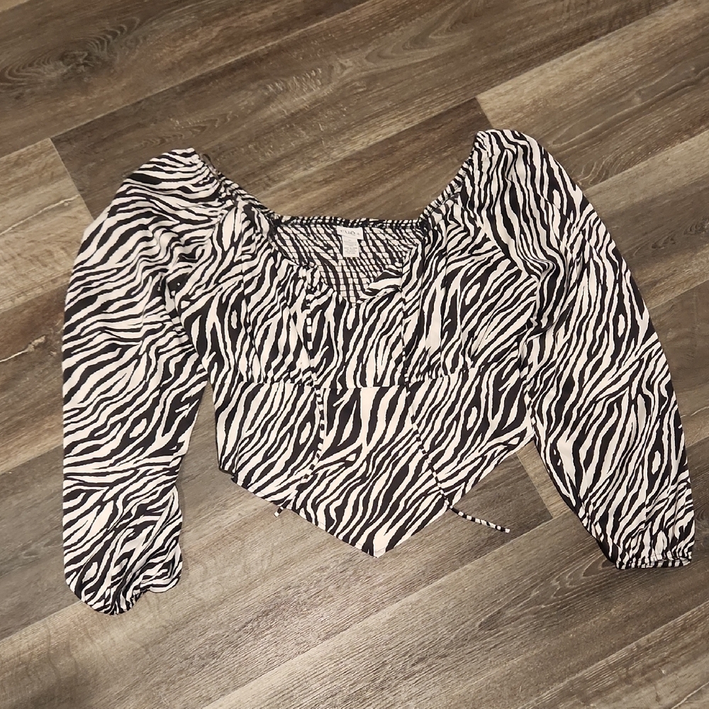 EUC RUE21+ 3X CROPPED BLOUSE